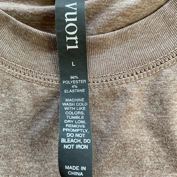 Vuori Light Tan Energy Crop Tank - Picture 2 of 4